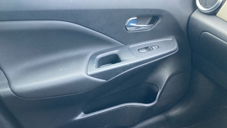 Nissan Micra 1.0 IG-T 92 Acenta 5dr Petrol Hatchback